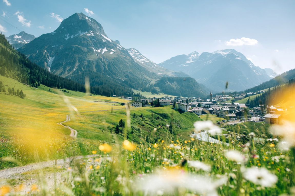 Sommerurlaub in Lech Zürs inmitten imposanter Bergwelt und intakter Natur