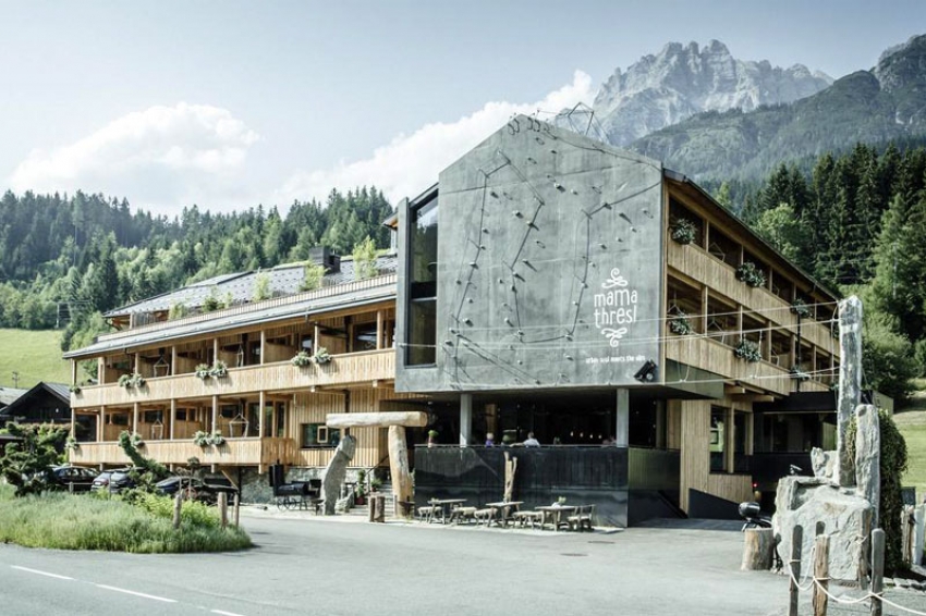 Hotel &quot;Mama Thresl&quot; in Leogang, im Salzburger Land, Österreich